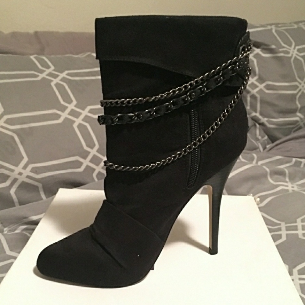💕2 X $20💕 Baker boots